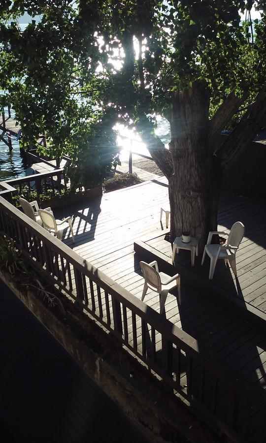 Overlooking Clearlake From The Living Room Exterior photo